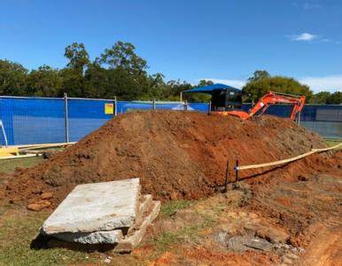 site preparation digger trade assist building kane thompson site cleanups gold coast byron bay